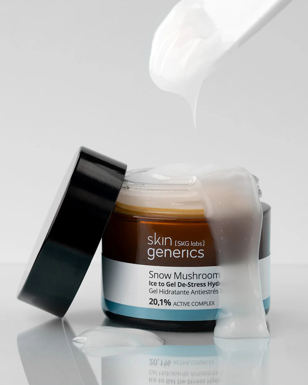 Crema hidratante doble textura Snow Mushroom Skin Generics